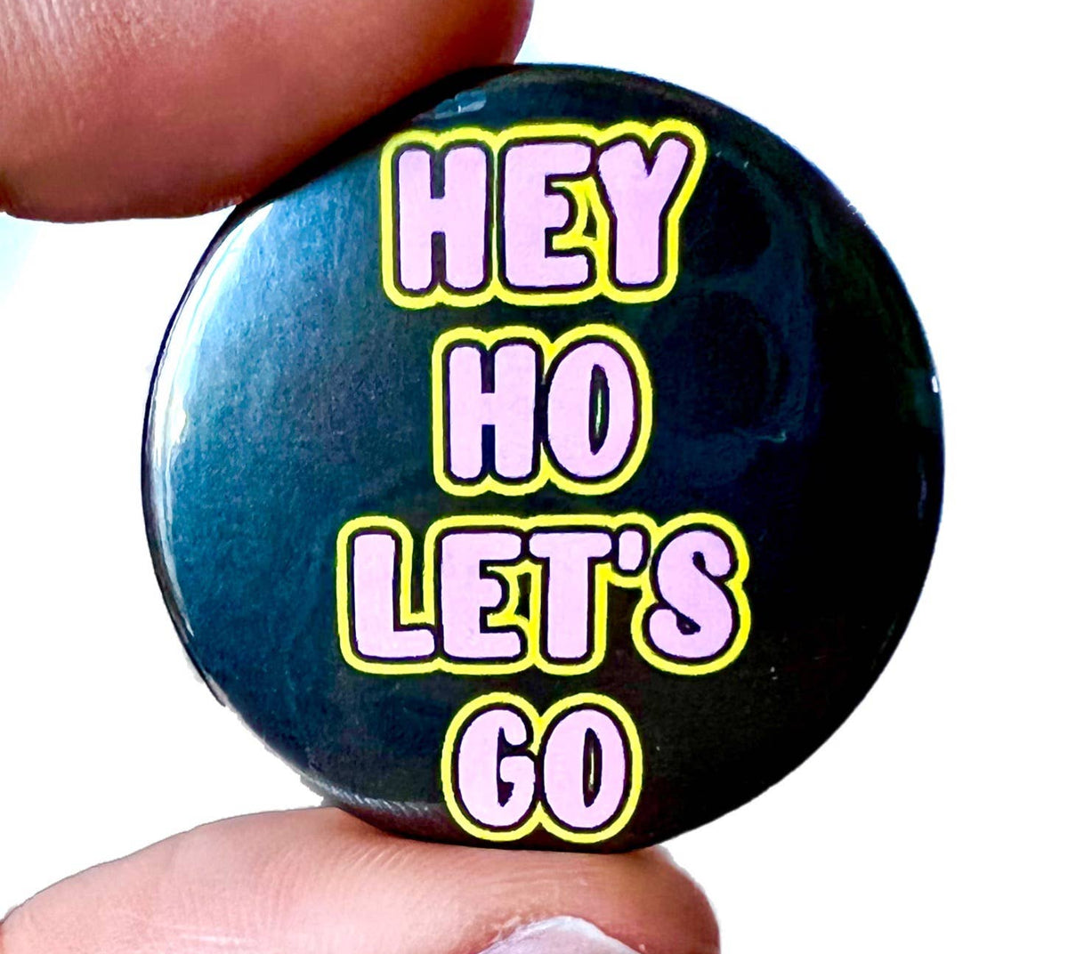 Button "Hey Ho Let's Go" | Bite Your Granny