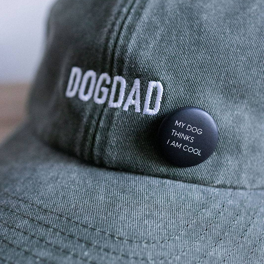 Button "WOOF" zwart | Lieblingspfote