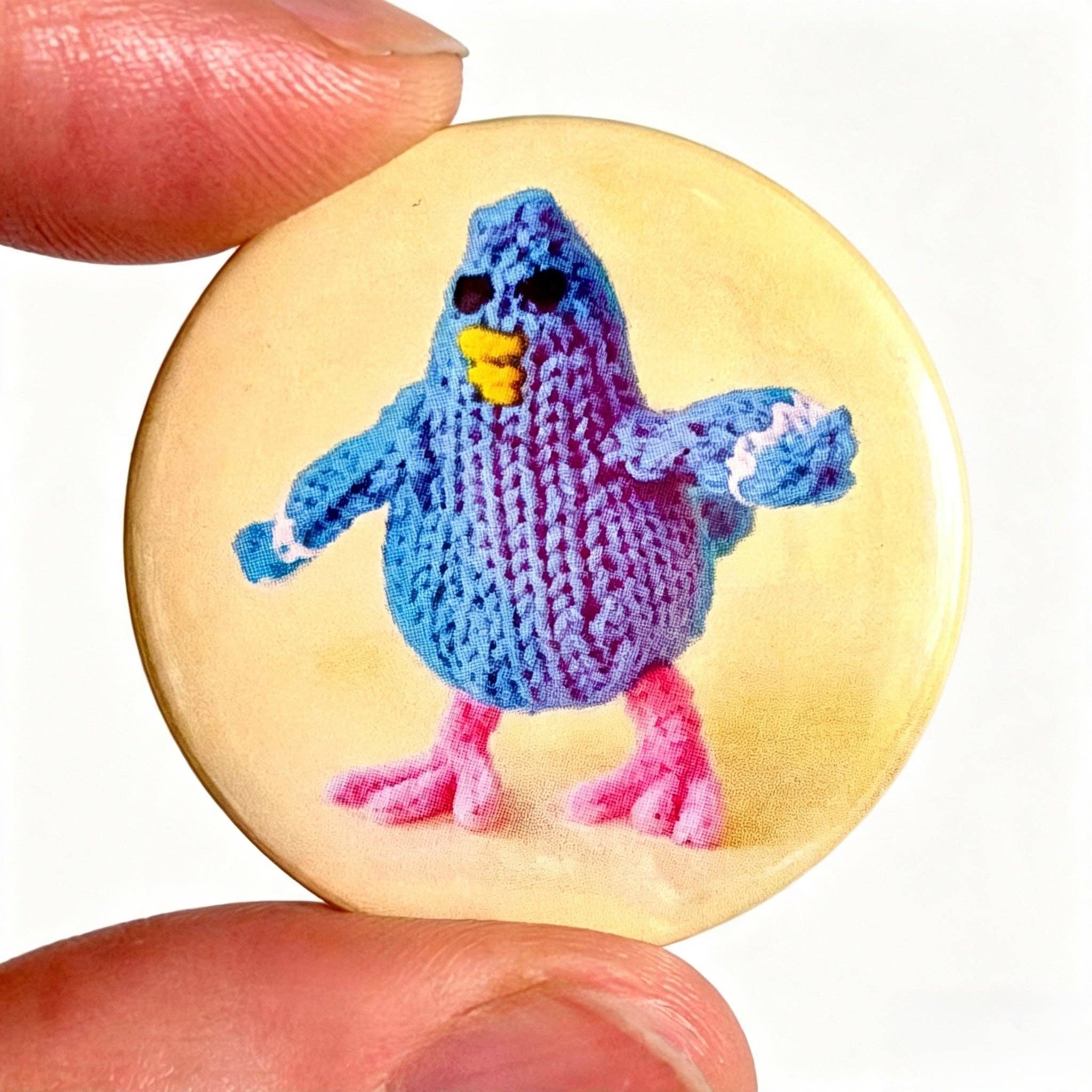 Button "Pigeon" | Bite Your Granny